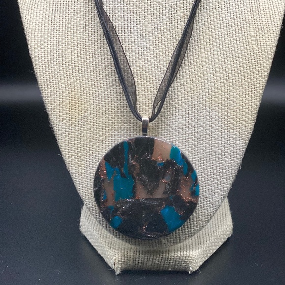 Handmade Pendant Necklace - Picture 1 of 1